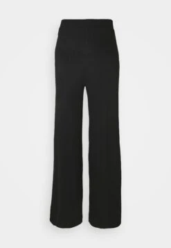 Even&Odd PantaloniBlack Donna Pantaloni EV421A092-Q11 -Fashion 0333a29a65cf4c90aa3a9ac77bf4b64e