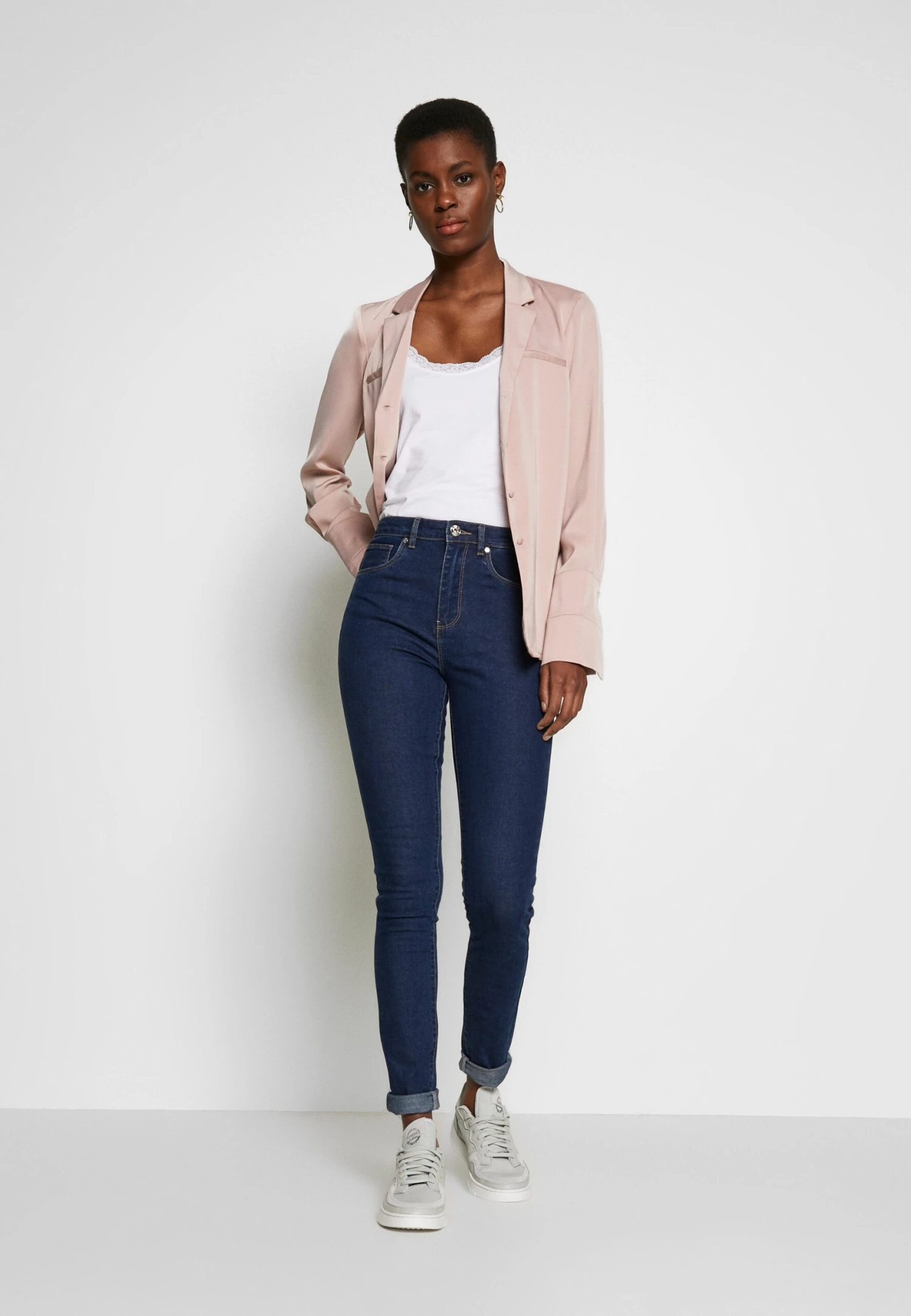 2 PackTopWhite/Black Donna T-shirt E Top EVI21D006-A11 2 2 PackTopWhite/Black Donna T-shirt E Top EVI21D006-A11 - immagine 2