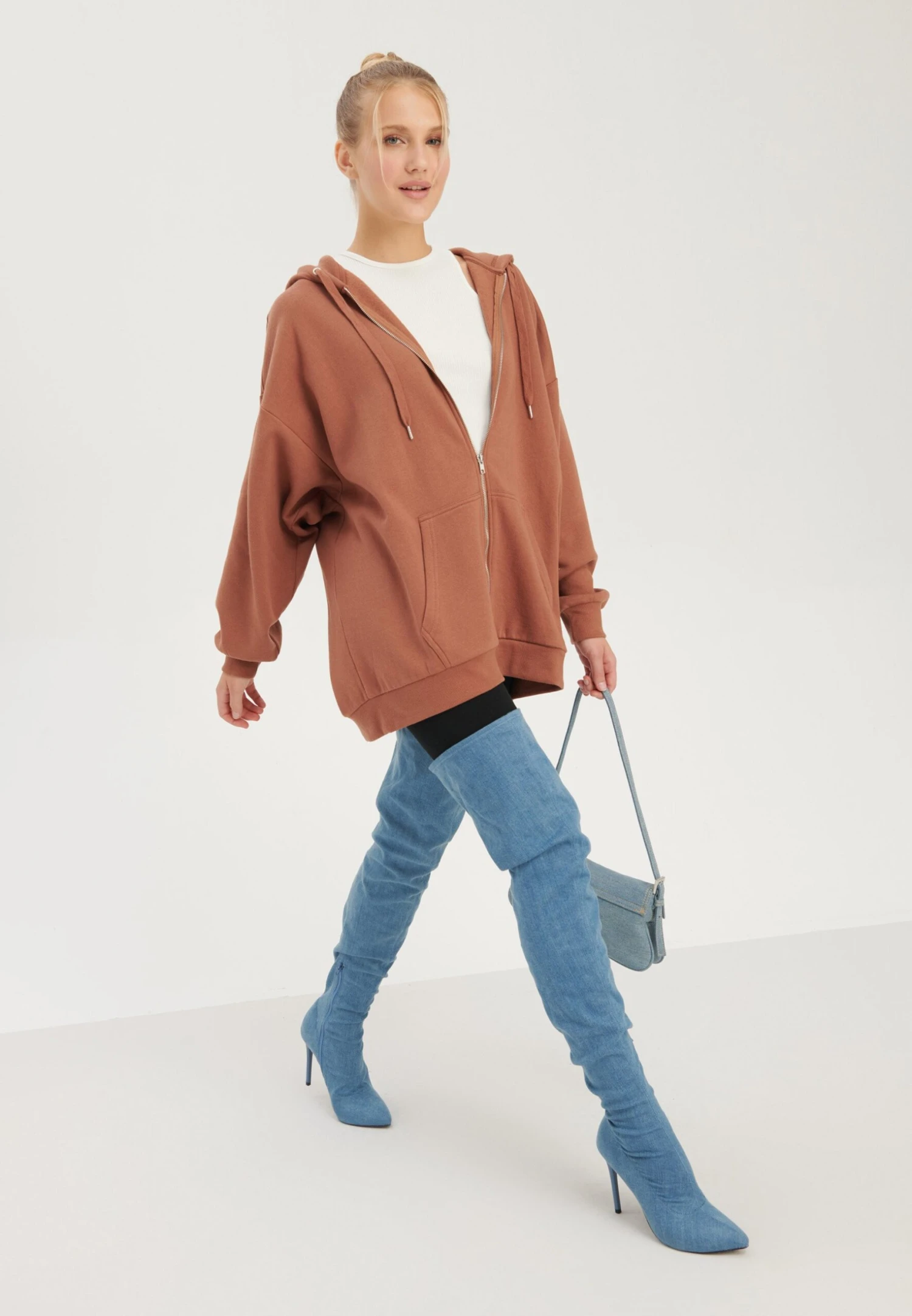 Even&Odd Felpa Con ZipBrown Donna Felpe EV421J0C7-O11 2 Even&Odd Felpa Con ZipBrown Donna Felpe EV421J0C7-O11 - immagine 2