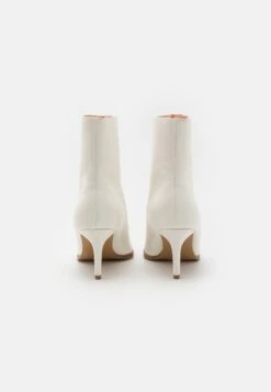 Even&Odd StivalettiWhite Donna Stivaletti EV411N0J3-A11 -Fashion 10888d3a274b4f7f85d6afef83fa791d