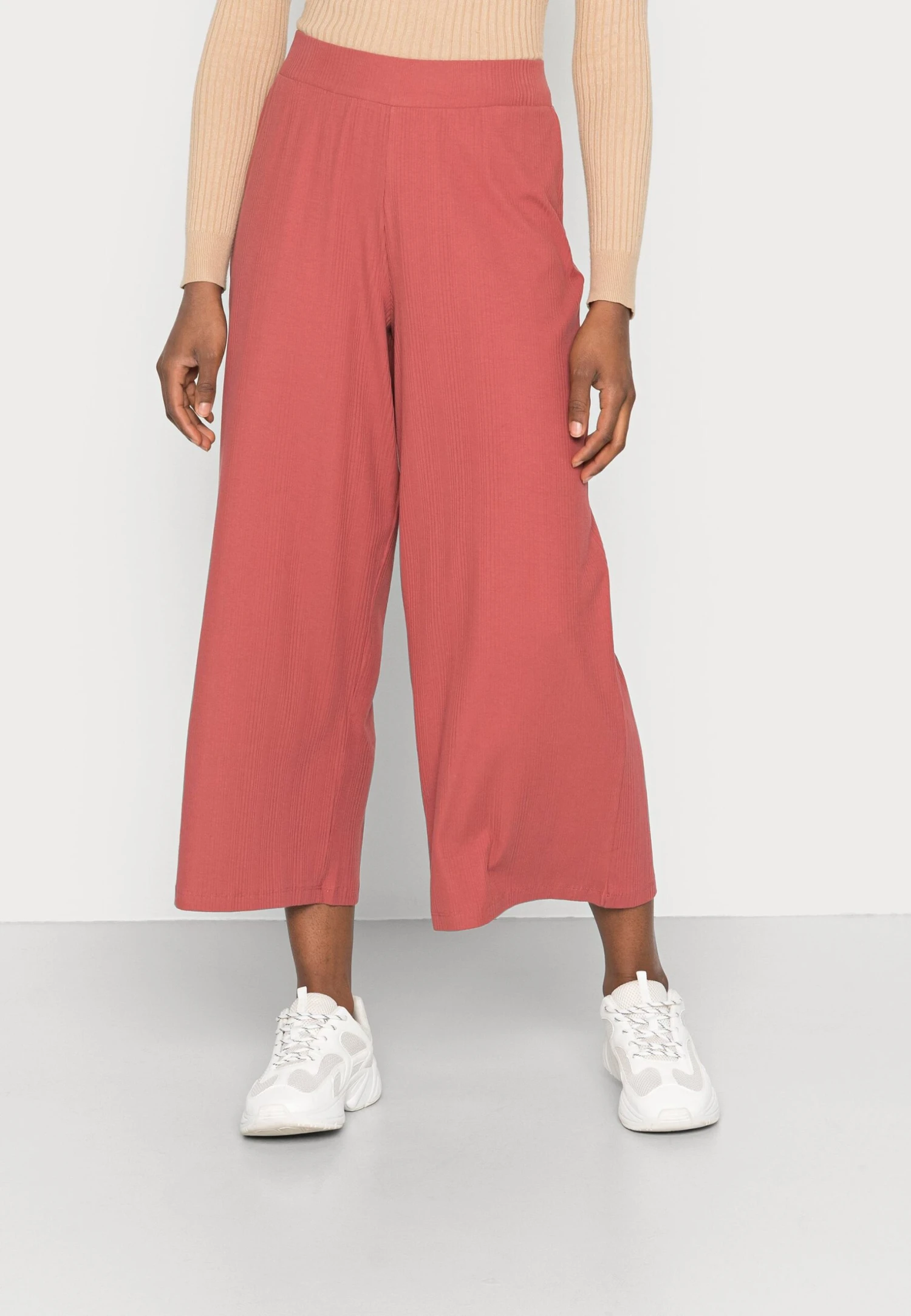 Even&Odd PantaloniRed Donna Pantaloni EV421A0BB-G11 1 Even&Odd PantaloniRed Donna Pantaloni EV421A0BB-G11