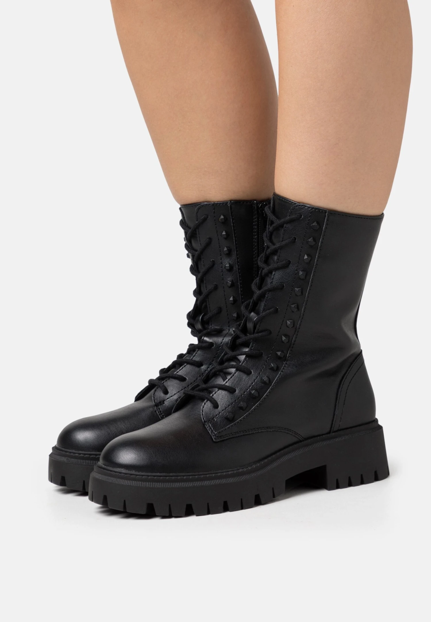 Stivaletti Con PlateauBlack Donna Stivaletti EVC11N02K-Q12 1 Stivaletti Con PlateauBlack Donna Stivaletti EVC11N02K-Q12