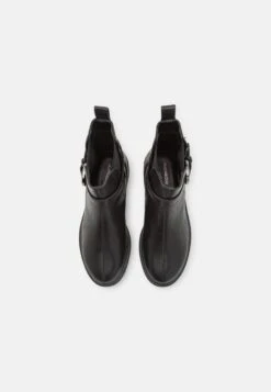 Stivaletti Con PlateauBlack Donna Stivaletti EVC11N02M-Q11 11 Stivaletti Con PlateauBlack Donna Stivaletti EVC11N02M-Q11 -Fashion 2a1113069afb436192c56ca5a71103c7