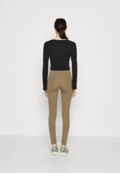 Even&Odd 2 PackLeggingsBlack/Dark Green Donna Pantaloni EV421A07V-Q17 -Fashion 31941ffc6c074613986317dd11f88f31