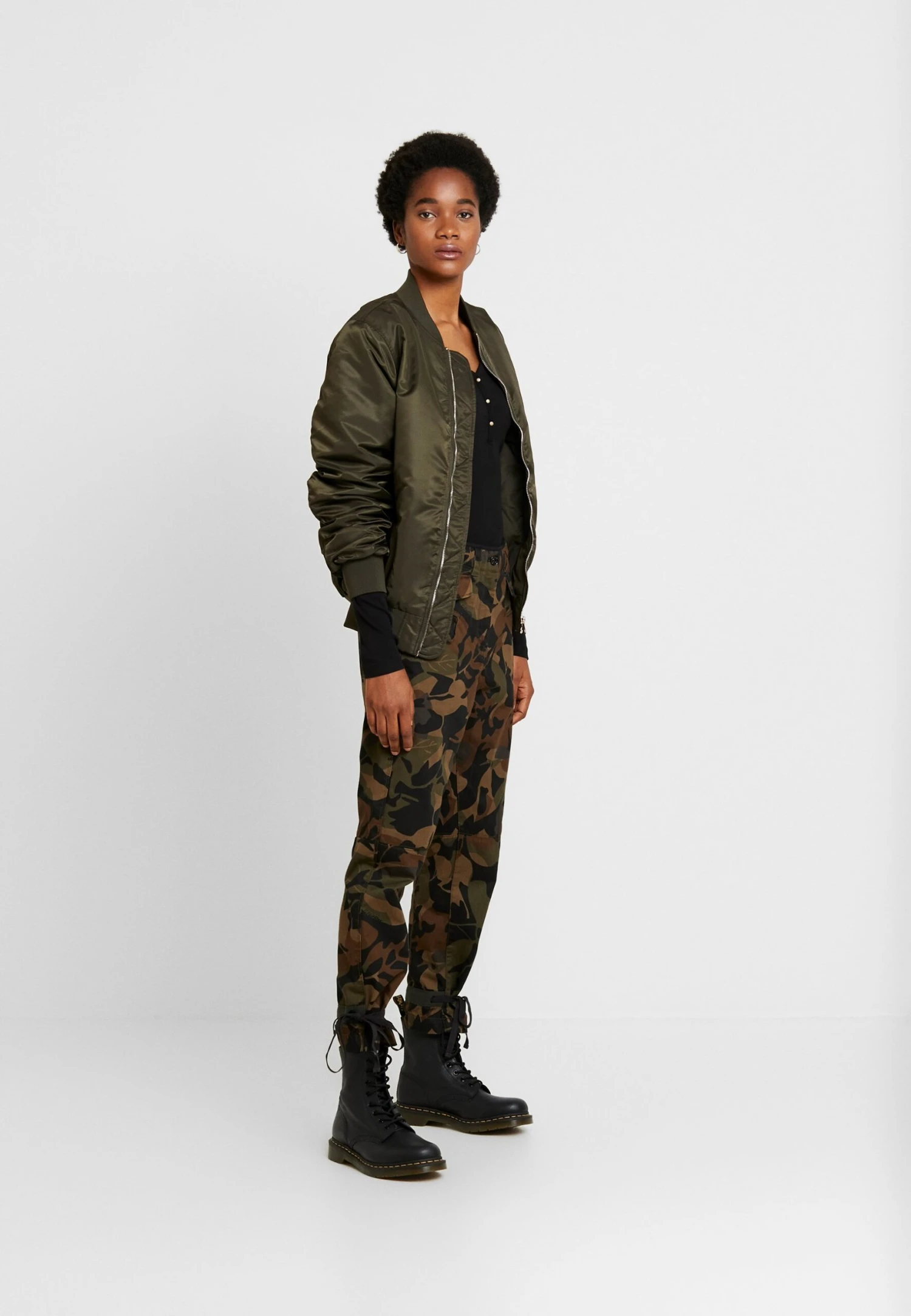 Even&Odd Maglietta A Manica LungaBlack Donna T-shirt E Top EV421D1BE-Q11 2 Even&Odd Maglietta A Manica LungaBlack Donna T-shirt E Top EV421D1BE-Q11 - immagine 2