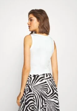 Even&Odd 2 PackTopBlack/White Donna T-shirt E Top EV421D1BI-Q11 8 Even&Odd 2 PackTopBlack/White Donna T-shirt E Top EV421D1BI-Q11 -Fashion 331a031fc1f04a34b5dafbf3b173e052