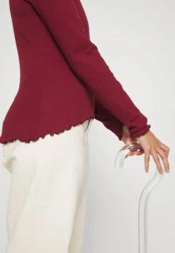 Even&Odd Maglietta A Manica LungaRed Donna T-shirt E Top EV421D1YC-G11 17 Even&Odd Maglietta A Manica LungaRed Donna T-shirt E Top EV421D1YC-G11 -Fashion 34ffb769c15e4b93a6dc9b625000b1a0