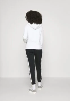 Even&Odd Felpa Con ZipWhite Donna Felpe EV421J08R-A11 12 Even&Odd Felpa Con ZipWhite Donna Felpe EV421J08R-A11 -Fashion 433d68654bb24c91ba18ec0114e45e45