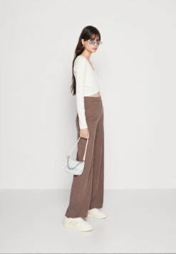 Even&Odd Maglietta A Manica LungaOff-White Donna T-shirt E Top EV421D1KB-A11 -Fashion 4372cd57f4d94ff0a64fde7b9b4aeea2