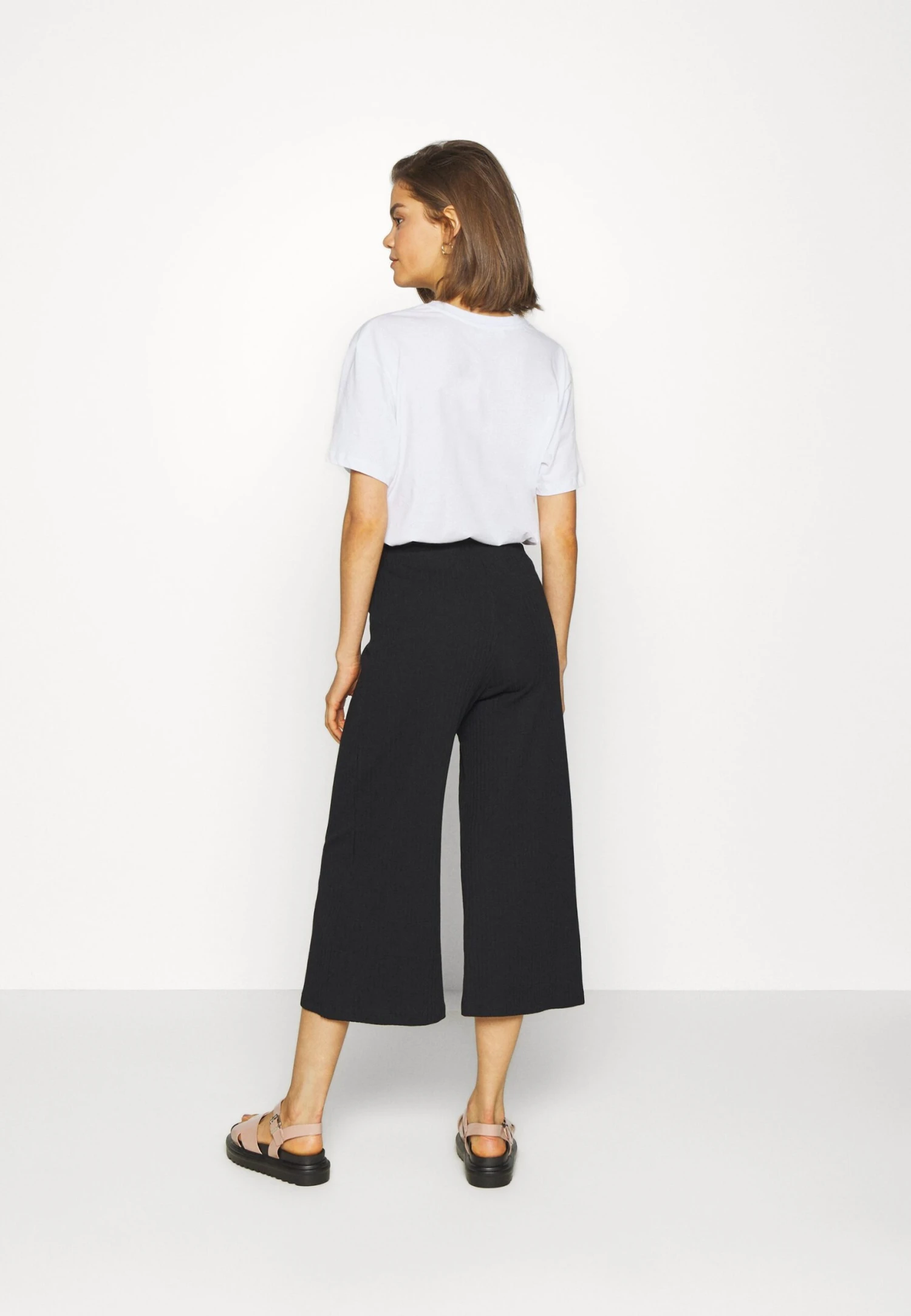 Even&Odd PantaloniBlack Donna Pantaloni EV421A084-Q11 3 Even&Odd PantaloniBlack Donna Pantaloni EV421A084-Q11 - immagine 3