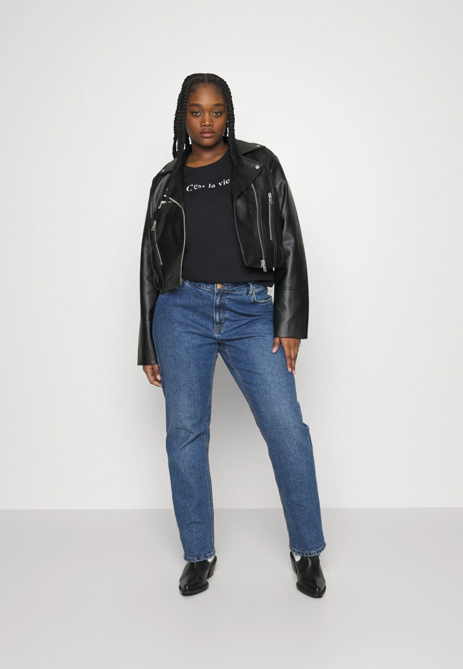 T-Shirt Con StampaBlack Donna T-shirt E Top EVB21D05R-Q11 2 T-Shirt Con StampaBlack Donna T-shirt E Top EVB21D05R-Q11 - immagine 2