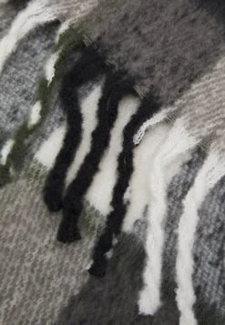 Even&Odd SciarpaBlack/White Donna Sciarpe EV451G0A3-Q11 5 Even&Odd SciarpaBlack/White Donna Sciarpe EV451G0A3-Q11 -Fashion 50992b094cfa45bf92c2ea47c70f26e1