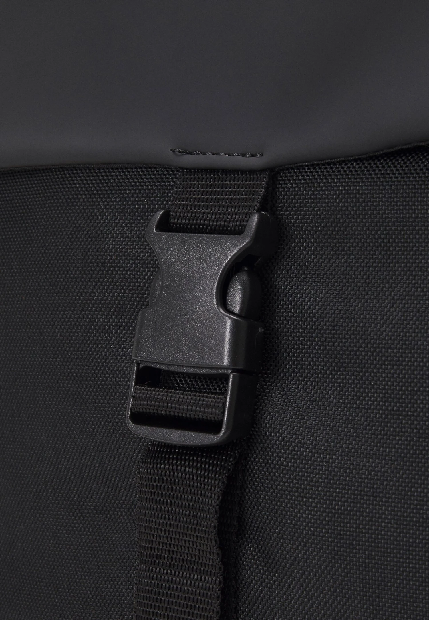 Even&Odd ZainoBlack Donna Borse EV451Q04H-Q11 4 Even&Odd ZainoBlack Donna Borse EV451Q04H-Q11 - immagine 4