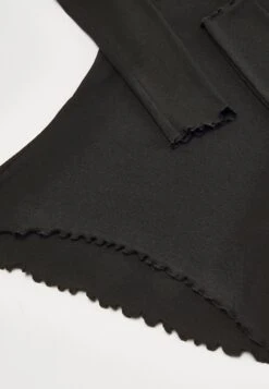 Even&Odd Maglietta A Manica LungaBlack Donna T-shirt E Top EV421D1YC-Q11 -Fashion 59a71a6197da49b0932eedb411047f81