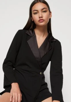 Even&Odd Tuta JumpsuitBlack Donna Tute Jumpsuit EV421T06C-Q11 -Fashion 5a69b72421c84b7690372a3786a41cdb