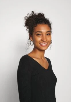 Even&Odd MaglioneBlack Donna Maglieria EV421I0BO-Q11 9 Even&Odd MaglioneBlack Donna Maglieria EV421I0BO-Q11 -Fashion 5ac7d95e097944ce984c374d9a50fe3d