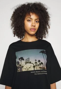 Even&Odd T-Shirt Con StampaBlack Donna T-shirt E Top EV421D1P1-Q11 -Fashion 5ae273f92c49414db1a0b307c43a6245