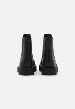 Even&Odd Stivaletti Con PlateauBlack Donna Stivaletti EV411N0C8-Q11 -Fashion 5c3d5e3a5881493b8a3639f828c9dce4