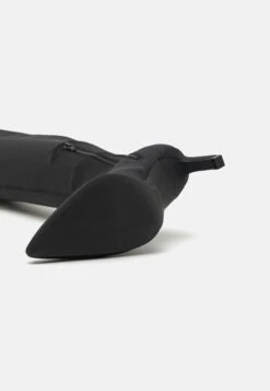 Stivali Sopra Il GinocchioBlack Donna Stivali EVC11A02N-Q11 -Fashion 6010d65dcdc24a20982720bf784f0888