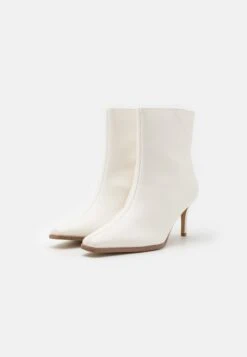 Even&Odd StivalettiWhite Donna Stivaletti EV411N0J3-A11 -Fashion 652b283f39ed40e287e76468b24d5ad8