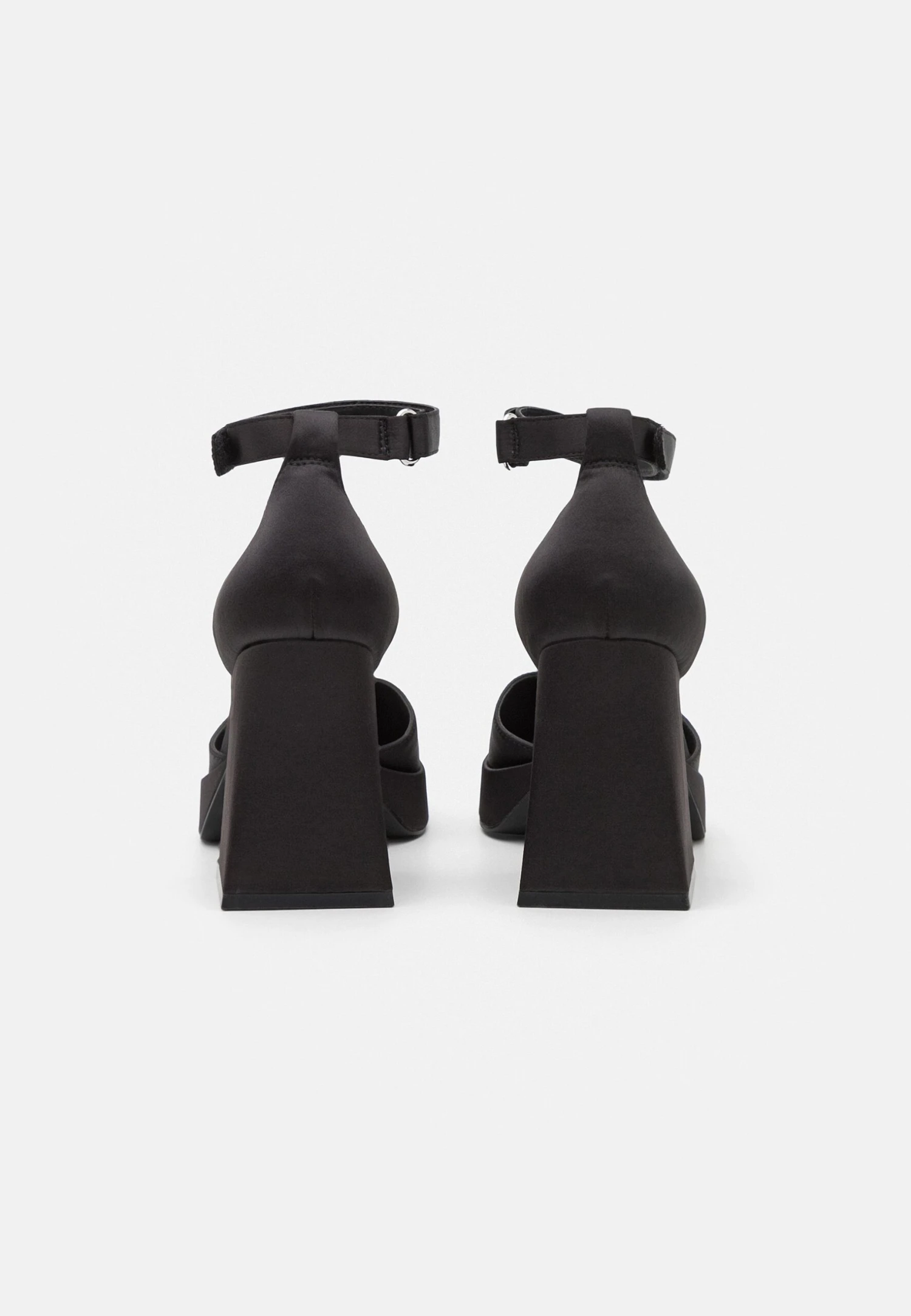 Even&Odd Scarpe Con PlateauBlack Donna Scarpe Con Tacco EV411B09T-Q11 4 Even&Odd Scarpe Con PlateauBlack Donna Scarpe Con Tacco EV411B09T-Q11 - immagine 4