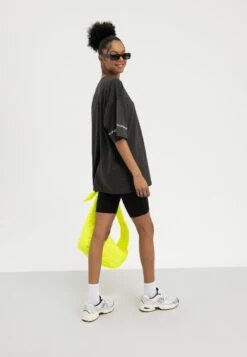 Even&Odd T-Shirt Con StampaAnthracite Donna T-shirt E Top EV421D246-Q11 -Fashion 7178c8e1a9c345bb806bdf830c179c26