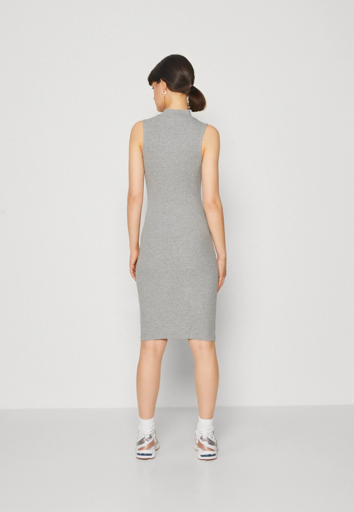 Even&Odd Perkin Neck Midi Bodycon DressVestito Di MaglinaMottled Grey Donna Vestiti EV421C1DK-C11 3 Even&Odd Perkin Neck Midi Bodycon DressVestito Di MaglinaMottled Grey Donna Vestiti EV421C1DK-C11 - immagine 3