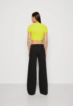 Even&Odd T-Shirt Con StampaGreen Donna T-shirt E Top EV421D260-M11 -Fashion 7584a61f268b44b991a3259f1858f995