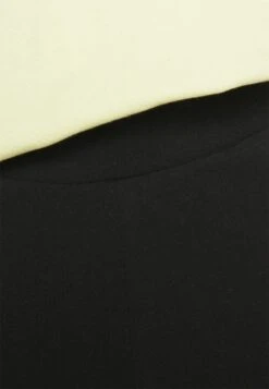 Even&Odd Set - Shorts - Black 11 Even&Odd Set - Shorts - Black -Fashion 791824209d574af49cf6a7add1f77a33