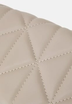 Even&Odd Pochette Beige Donna Borse EV451H0V3-B11 -Fashion 7cca2a7fbfc14ca4a7a3951b72bab642