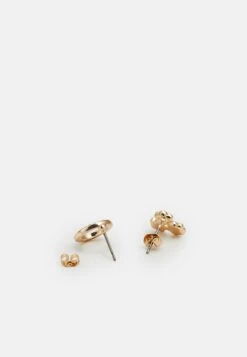 Prima pagina -Fashion 83ba4b02dda44e84bba5be43cb9ead2f