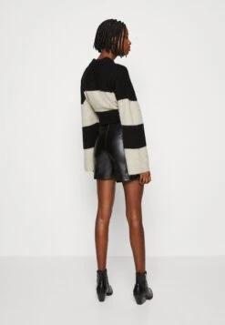 Even&Odd ShortsBlack Donna Gonne EV421B0BJ-Q11 -Fashion 851e1064646c4471a74e469663a48fb2