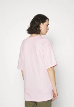 T-Shirt Con StampaPink Donna T-shirt E Top EVO29G01F-J11 7 T-Shirt Con StampaPink Donna T-shirt E Top EVO29G01F-J11 -Fashion 8acce82d9eae4adbbdde960790d2880f