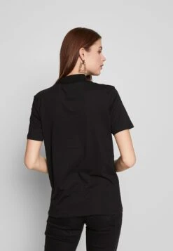 T-Shirt BasicBlack Donna T-shirt E Top EVI21D007-Q11 -Fashion 8bcb3f3eb1d244028ef4be4c368455a9