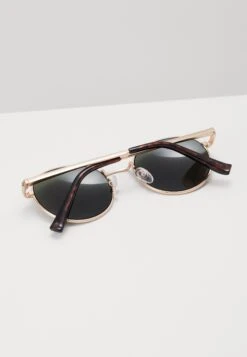 Even&Odd Occhiali Da SoleGreen Donna Occhiali Da Sole EV451K022-M11 7 Even&Odd Occhiali Da SoleGreen Donna Occhiali Da Sole EV451K022-M11 -Fashion 8c796cf30c994232805b40c1e3ccf7a0