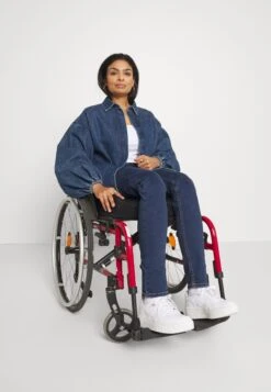 Even&Odd Jeans Slim FitBlue Denim Donna Jeans EV421N05X-K11 13 Even&Odd Jeans Slim FitBlue Denim Donna Jeans EV421N05X-K11 -Fashion 8f92a45031b7469f9592efe5ecb17c52