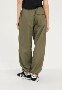 Even&Odd PantaloniKhaki Donna Pantaloni EV421A0DD-N11 -Fashion 94c915078723494ebb9cbe2a89e55d56