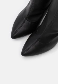 Even&Odd Stivali Con I TacchiBlack Donna Stivali EV411A0LK-Q11 -Fashion 9adda94d18f74a01bdf0efa58f84892b