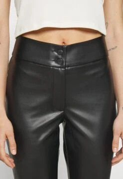 PantaloniBlack Donna Pantaloni EVF21A028-Q11 -Fashion 9f8917cb9eb34e928f7d2054740a4a5c