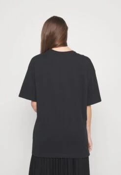 Even&Odd T-Shirt Con StampaBlack Donna T-shirt E Top EV421D1ZB-Q11 14 Even&Odd T-Shirt Con StampaBlack Donna T-shirt E Top EV421D1ZB-Q11 -Fashion ae9264a4182d4d51b059e746b171b974