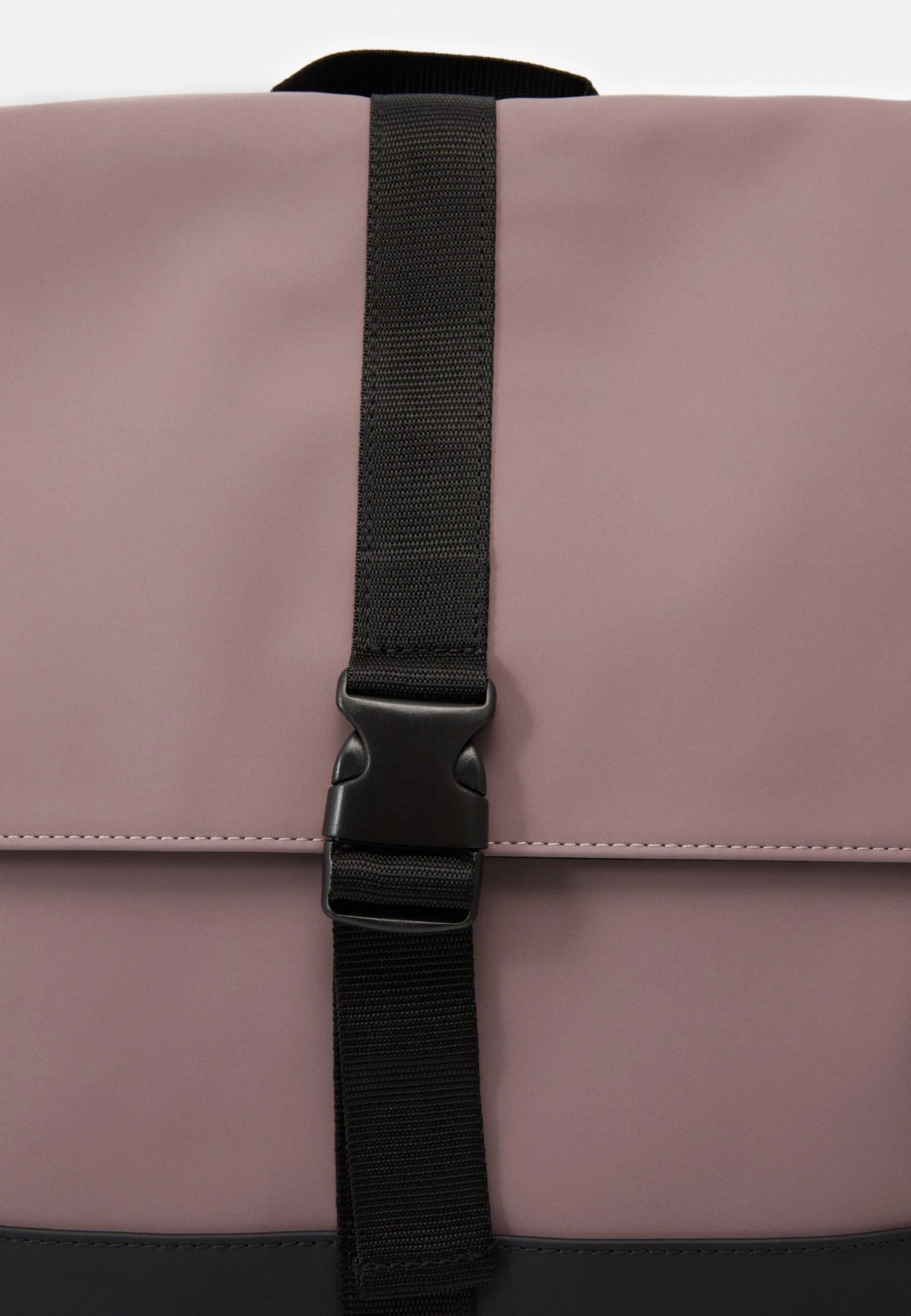 Even&Odd Zaino - 802 - Black 4 Even&Odd Zaino - 802 - Black - immagine 4