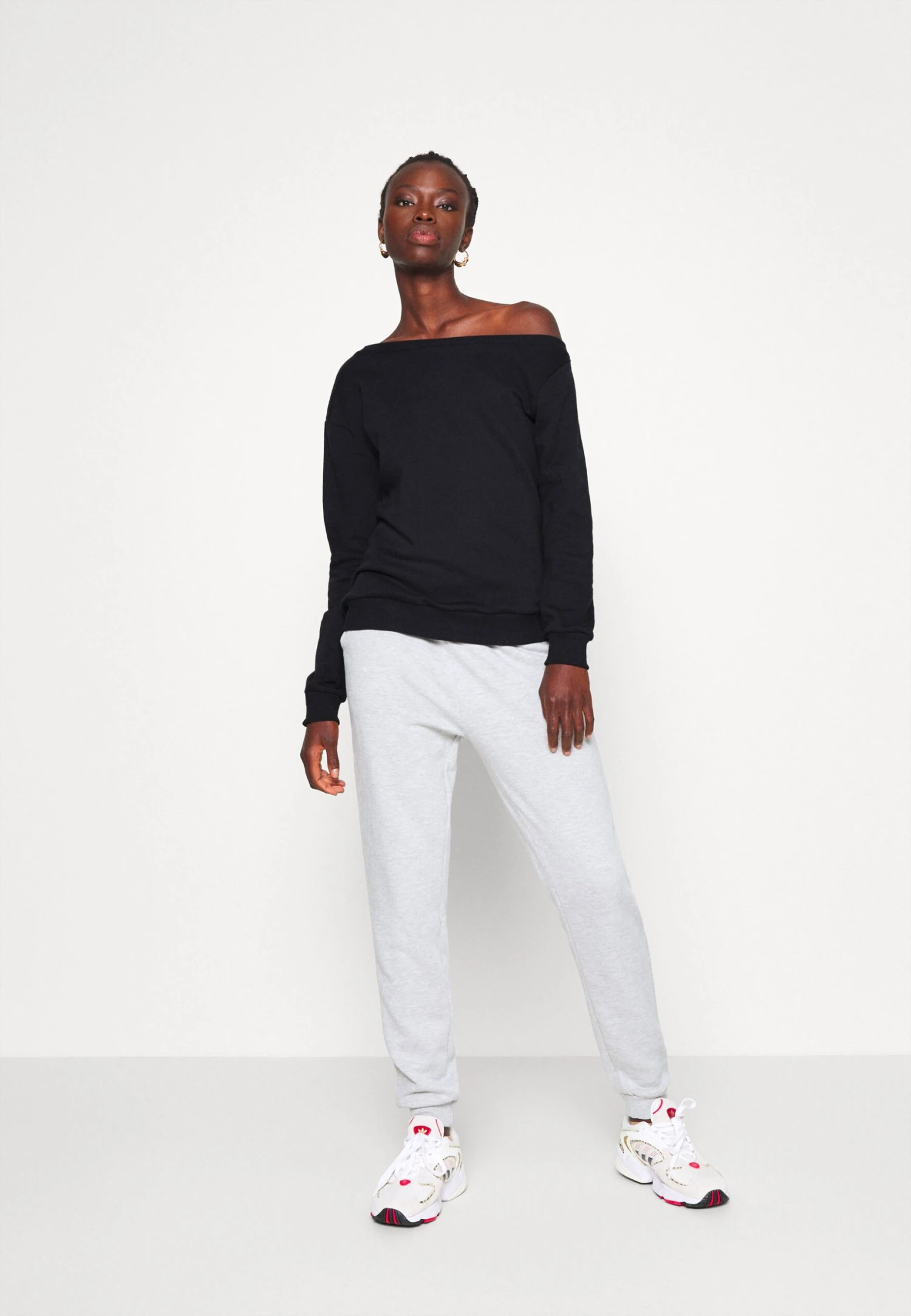 FelpaBlack Donna Felpe EVI21J000-Q11 2 FelpaBlack Donna Felpe EVI21J000-Q11 - immagine 2