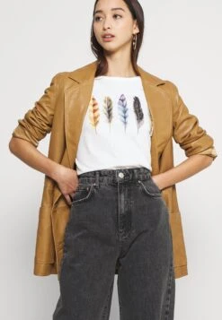 Even&Odd T-Shirt Con StampaWhite Donna T-shirt E Top EV421D1GZ-A11 -Fashion b863ef58b8eb47a588fa93fe138f95d1