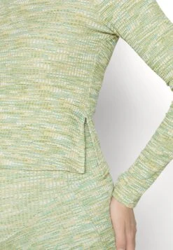 TopGreen Donna T-shirt E Top EVO29G01J-M11 11 TopGreen Donna T-shirt E Top EVO29G01J-M11 -Fashion b986be124b54465b9224bbecc3dcf2c1