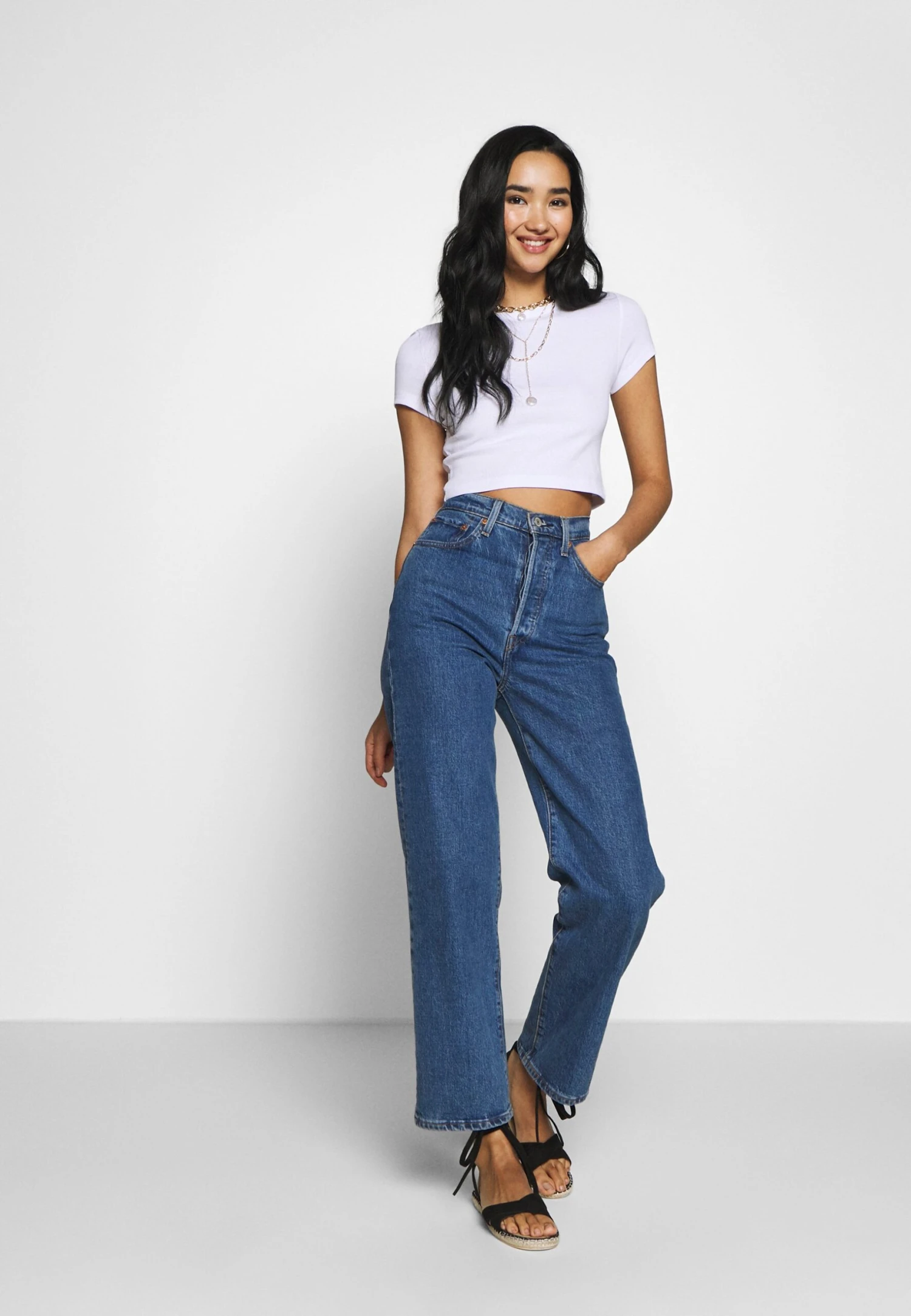 Even&Odd 3 PackT-Shirt BasicWhite/Black/Light Grey Donna T-shirt E Top EV421D1CU-A11 2 Even&Odd 3 PackT-Shirt BasicWhite/Black/Light Grey Donna T-shirt E Top EV421D1CU-A11 - immagine 2