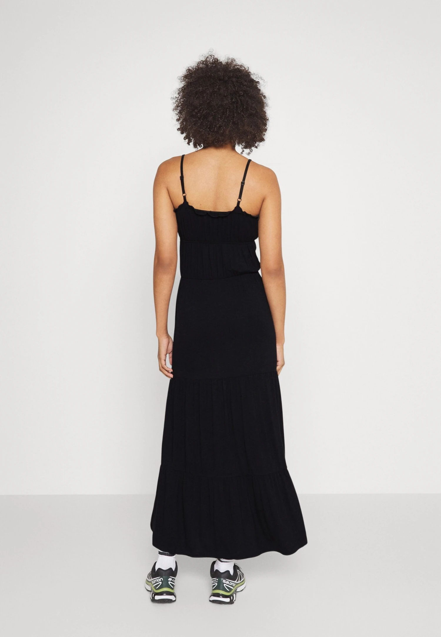 Even&Odd Maxi Dress Tiered Skirt- Vestito Lungo - Black 3 Even&Odd Maxi Dress Tiered Skirt- Vestito Lungo - Black - immagine 3