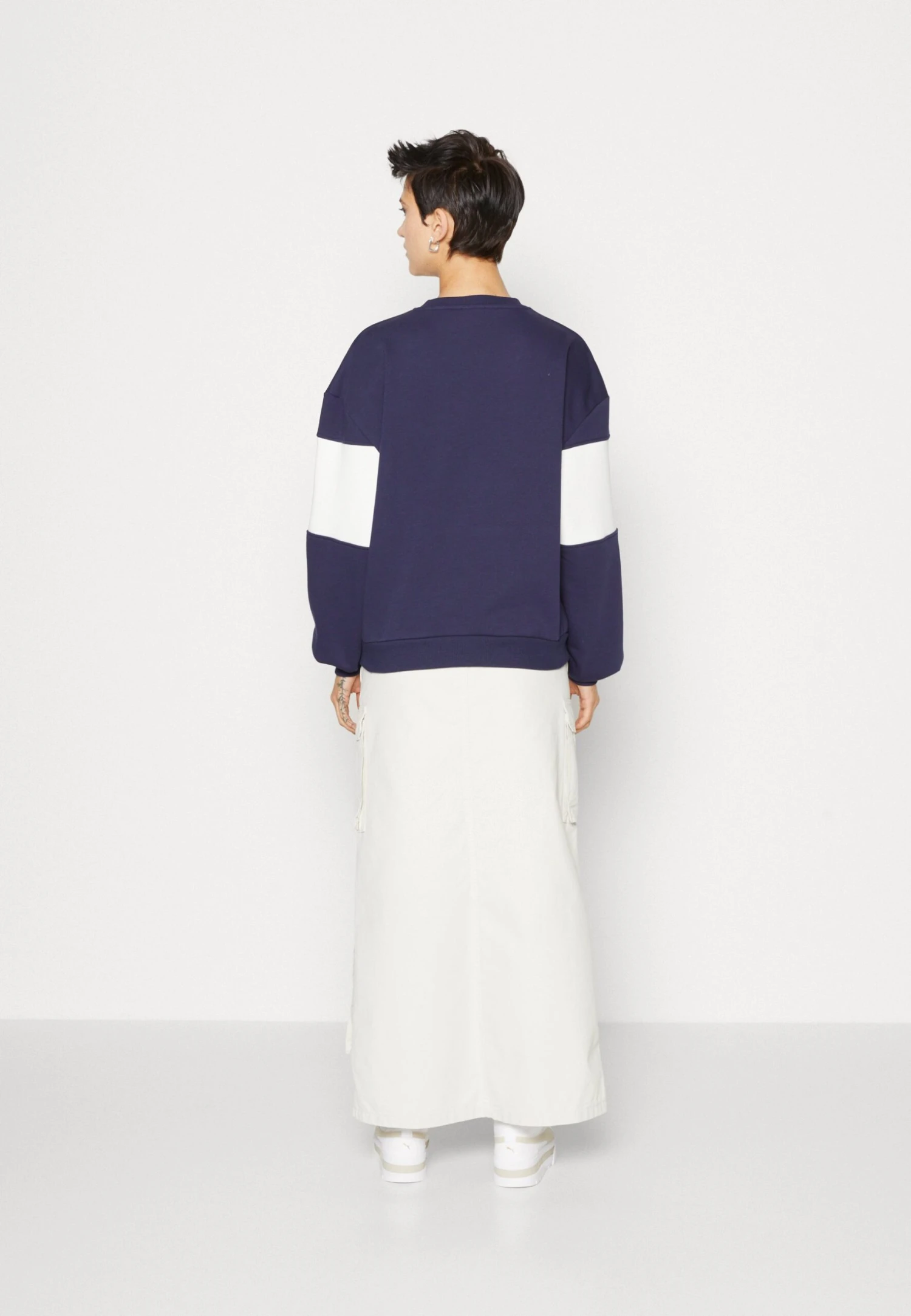 Even&Odd FelpaDark Blue/White Donna Felpe EV421J0DQ-K11 3 Even&Odd FelpaDark Blue/White Donna Felpe EV421J0DQ-K11 - immagine 3