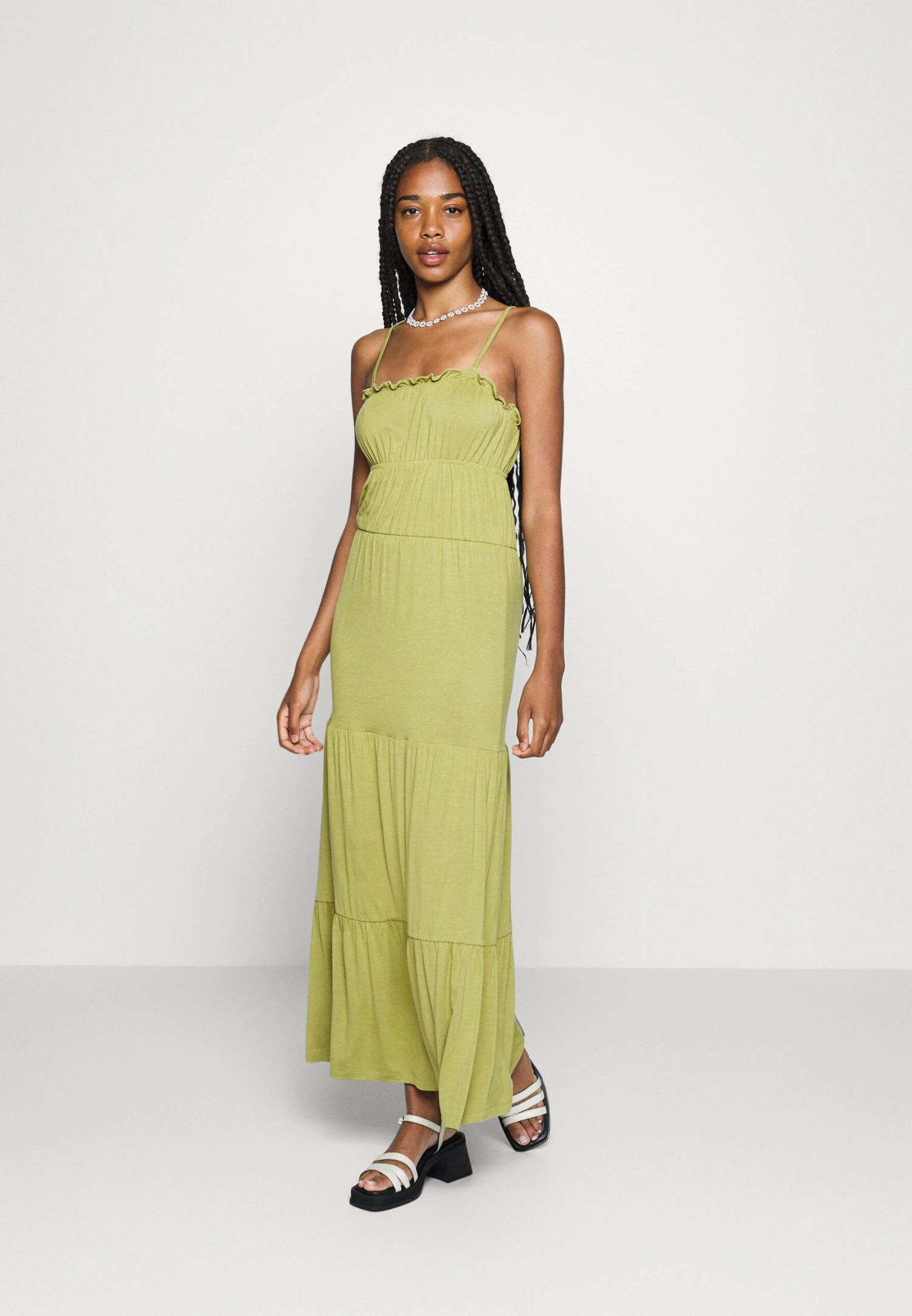 Even&Odd Maxi Dress Tiered Skirt Vestito LungoGreen Donna Vestiti EV421C1CC-M11 2 Even&Odd Maxi Dress Tiered Skirt Vestito LungoGreen Donna Vestiti EV421C1CC-M11 - immagine 2