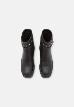 Even&Odd Stivaletti Con PlateauBlack Donna Stivaletti EV411N0J6-Q11 -Fashion d7d012390e14439bbc685d1669e27523