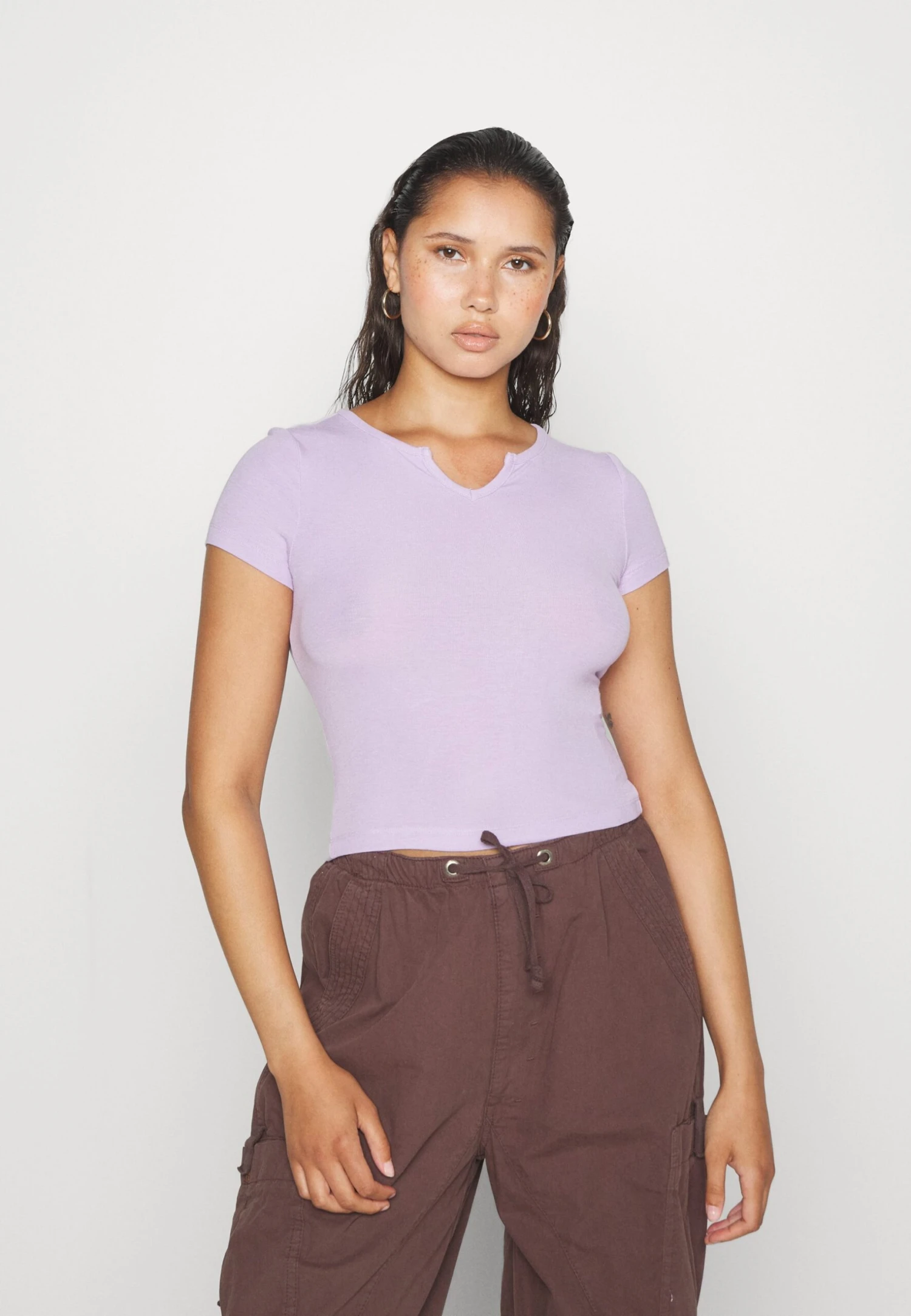 Even&Odd 2 PackT-Shirt BasicBlack/Purple Donna T-shirt E Top EV421D24U-Q11 4 Even&Odd 2 PackT-Shirt BasicBlack/Purple Donna T-shirt E Top EV421D24U-Q11 - immagine 4